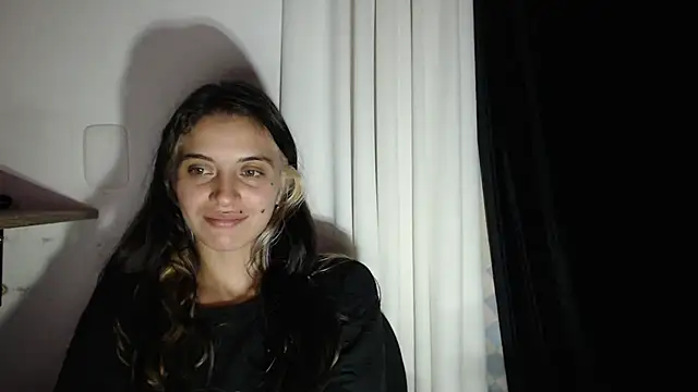 Snapshot of mariecam420 chatting on January 15, 2025, 2:49 am mariecam420 online show from January 15, 2025, 2:49 am
