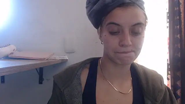Snapshot of mariecam420 chatting on January 22, 2025, 8:59 pm mariecam420 online show from January 22, 2025, 8:59 pm