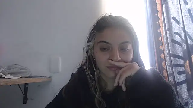 Snapshot of mariecam420 chatting on January 29, 2025, 4:08 pm mariecam420 online show from January 29, 2025, 4:08 pm