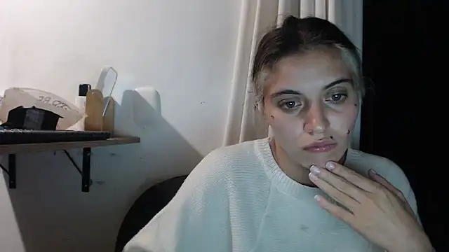 Snapshot of mariecam420 chatting on February 11, 2025, 12:49 am mariecam420 online show from February 11, 2025, 12:49 am
