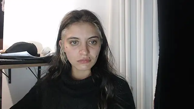 Snapshot of mariecam420 chatting on February 14, 2025, 2:39 am mariecam420 online show from February 14, 2025, 2:39 am