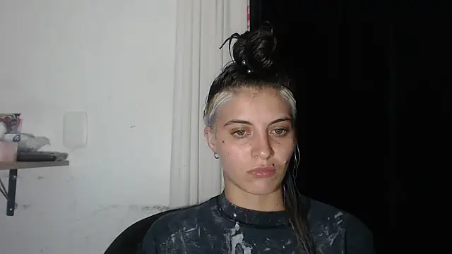 Snapshot of mariecam420 chatting on February 28, 2025, 4:43 am mariecam420 online show from February 28, 2025, 4:43 am