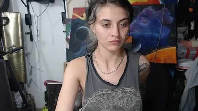 Snapshot of mariecam420 chatting on March 18, 2025, 4:04 am mariecam420 online show from March 18, 2025, 4:04 am