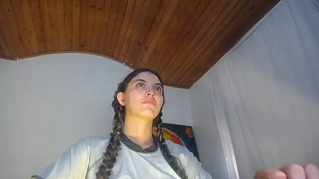 mariecam420 online show from October 19, 2025, 6:52 pm