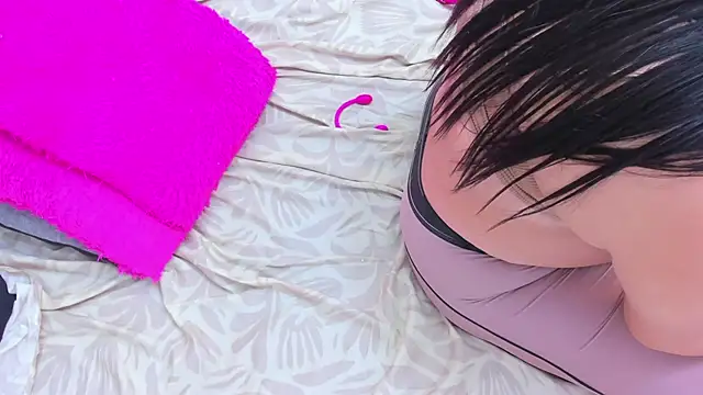 Snapshot of MiaCelestte chatting on February 13, 2025, 11:26 pm MiaCelestte online show from February 13, 2025, 11:26 pm