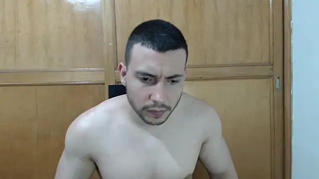 Snapshot of Armando_2002 chatting on May 31, 2026, 3:58 am Armando 2002 online show from May 31, 2026, 3:58 am