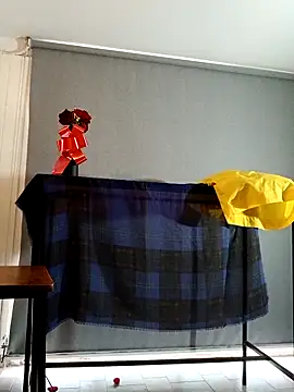 KatyNasty online show from October 10, 2025, 1:21 pm