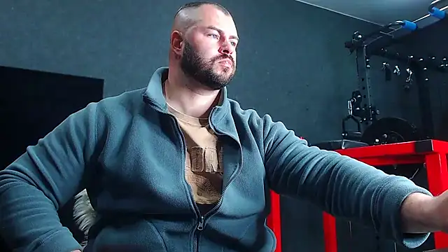 muscularjohnforuX online show from April 24, 2026, 8:39 am