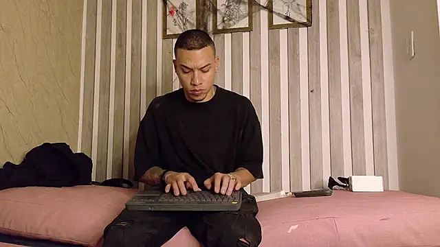 BestMasterForYou online show from October 16, 2025, 4:46 am