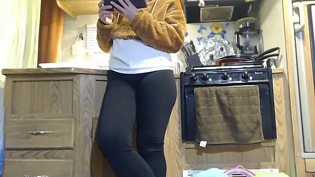 sexyinpantyhose online show from February 23, 2025, 7:00 am