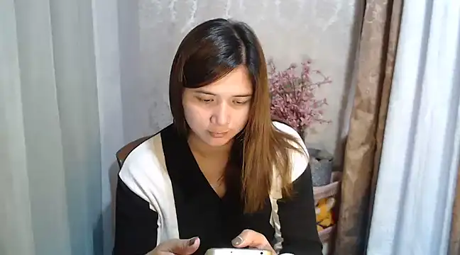 MS Isabella Snow92 online show from February 21, 2025, 2:39 am