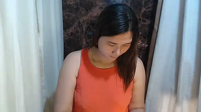 MS Isabella Snow92 online show from March 17, 2025, 8:09 pm