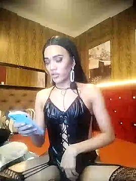 Snapshot of urcumgirl_kendall chatting on December 22, 2024, 11:00 am urcumgirl kendall online show from December 22, 2024, 11:00 am