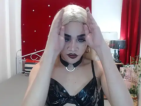 Snapshot of urcumgirl_kendall chatting on February 10, 2025, 11:57 am urcumgirl kendall online show from February 10, 2025, 11:57 am