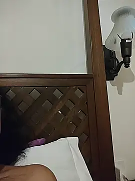 Susannemilf online show from February 9, 2026, 1:09 am