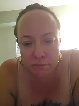 julimonroe online show from June 30, 2026, 2:12 am