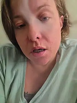 julimonroe online show from July 13, 2026, 5:49 pm