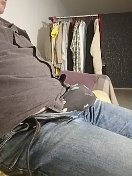 Saysomething3 online show from November 21, 2025, 1:04 am