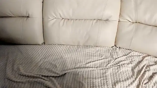 ElizSweet online show from February 16, 2025, 6:32 pm