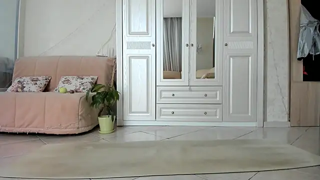 ElizSweet online show from February 24, 2025, 9:43 am