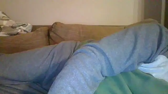 Snapshot of Anderrust chatting on March 3, 2025, 6:44 pm Anderrust online show from March 3, 2025, 6:44 pm