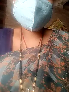 Snapshot of Lattika-Bhabhi chatting on January 29, 2025, 9:44 am Lattika-Bhabhi online show from January 29, 2025, 9:44 am