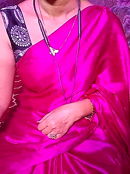 Snapshot of XBHUUME chatting on November 20, 2025, 5:12 pm XBHUUME online show from November 20, 2025, 5:12 pm