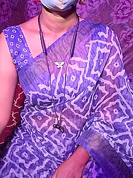 Snapshot of XBHUUME chatting on December 1, 2025, 4:12 pm XBHUUME online show from December 1, 2025, 4:12 pm