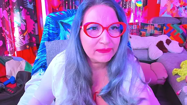 mature lisa naughty online show from March 13, 2025, 1:50 pm