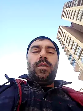 Snapshot of kevgir08 chatting on February 22, 2025, 1:24 pm kevgir08 online show from February 22, 2025, 1:24 pm