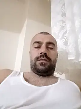 Snapshot of kevgir08 chatting on March 15, 2025, 6:32 pm kevgir08 online show from March 15, 2025, 6:32 pm