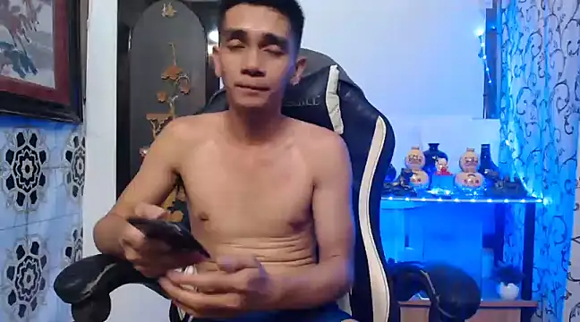 Snapshot of asianmaster27 chatting on December 4, 2024, 9:07 am asianmaster27 online show from December 4, 2024, 9:07 am