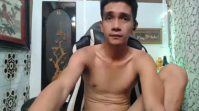 Snapshot of asianmaster27 chatting on December 22, 2024, 3:55 am asianmaster27 online show from December 22, 2024, 3:55 am