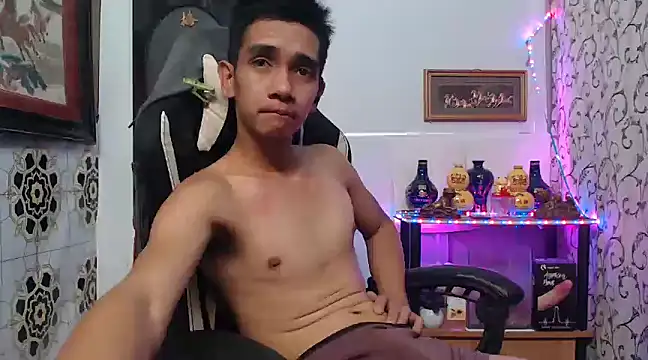 Snapshot of asianmaster27 chatting on December 26, 2024, 12:36 am asianmaster27 online show from December 26, 2024, 12:36 am