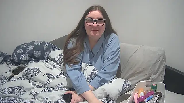 Rebecca Summer online show from December 31, 2024, 9:31 am