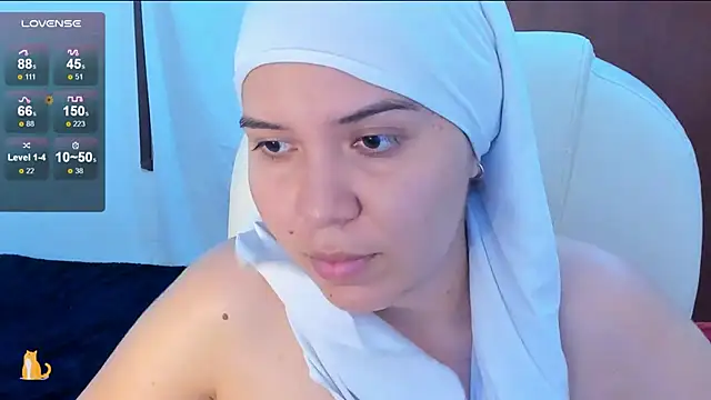 MatchedEyebrow online show from December 25, 2024, 11:53 pm