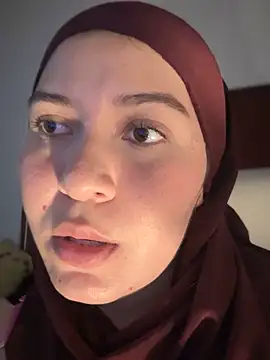 MatchedEyebrow online show from September 10, 2025, 9:04 pm