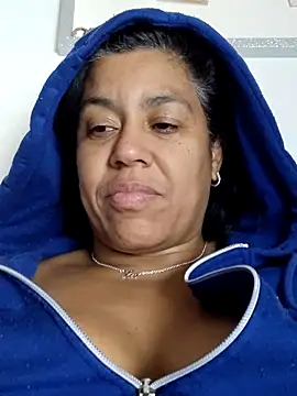Snapshot of Molly_newman6 chatting on January 13, 2025, 12:09 am Molly newman6 online show from January 13, 2025, 12:09 am