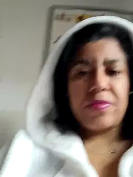 Snapshot of Molly_newman6 chatting on March 4, 2025, 1:06 pm Molly newman6 online show from March 4, 2025, 1:06 pm