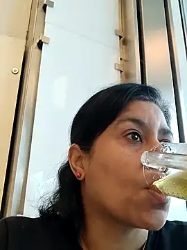 Molly newman6 online show from January 13, 2026, 2:44 pm