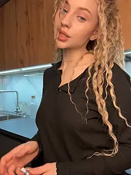 Camilla Railian online show from February 1, 2025, 3:50 pm