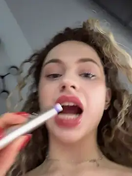 Camilla Railian online show from February 13, 2025, 10:22 pm