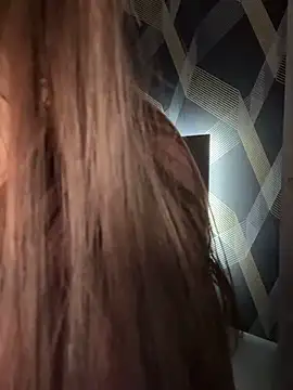 Camilla Railian online show from March 16, 2025, 10:09 pm