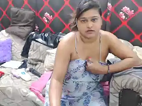 indian glitter online show from February 6, 2025, 3:48 am