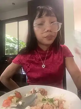 Karmakuro online show from October 29, 2025, 8:21 pm