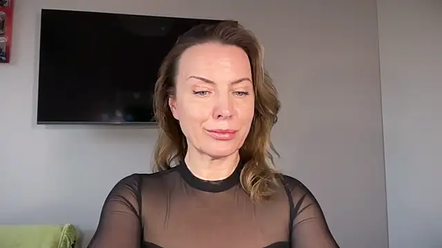 Snapshot of RachellAmazing chatting on November 4, 2025, 1:21 pm RachellAmazing online show from November 4, 2025, 1:21 pm