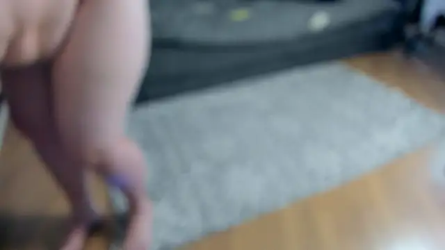 Jessica Rubatte online show from November 24, 2025, 8:36 am