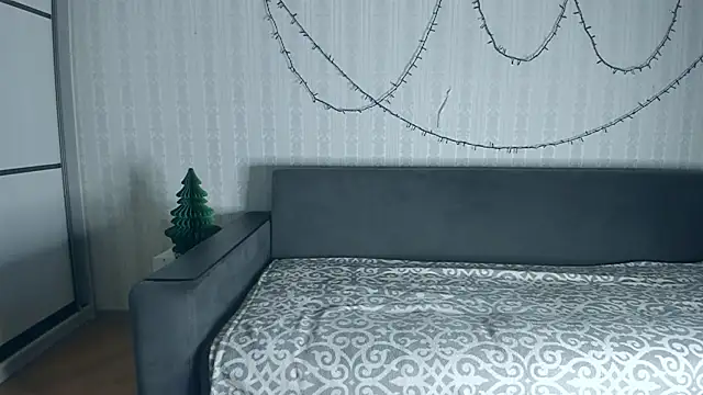 Jessica Rubatte online show from December 23, 2025, 8:45 am