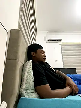 Snapshot of finefinance chatting on September 28, 2025, 5:29 pm finefinance online show from September 28, 2025, 5:29 pm