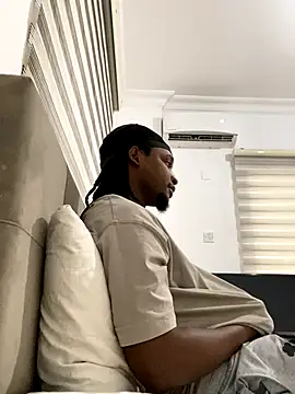 Snapshot of finefinance chatting on October 6, 2025, 3:31 pm finefinance online show from October 6, 2025, 3:31 pm